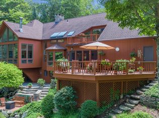 14 Greenwood Rd, New Milford, CT 06776