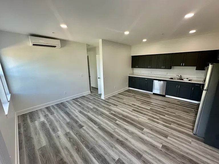6718 Quinn St #3 — Photo 11