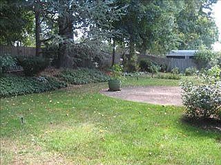 1st image of 9 Briarcliff Ln