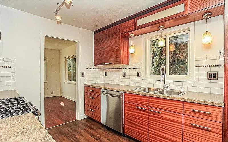 This updated single story home in Tacoma, WA — Photo 3