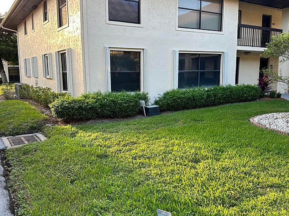 4th image of 91 SW South River Drive #107