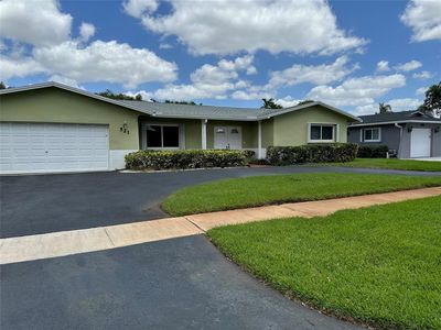 521 NW 98th Ave, Pembroke Pines, FL, 33024
