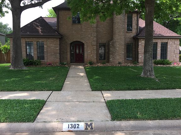 3rd image of 1302 Copper Ct