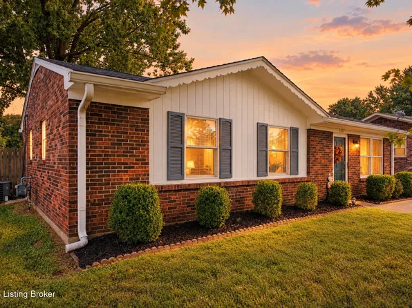 5229 Mount Holyoke Dr, Louisville, KY 40216