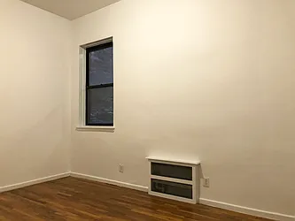 Rented by Lindemar LLC