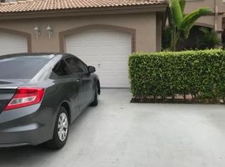 16284 SW 75th St, Miami, FL 33193