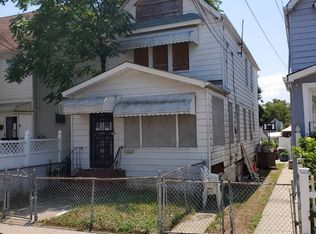 10710 142nd St, Queens, NY 11435