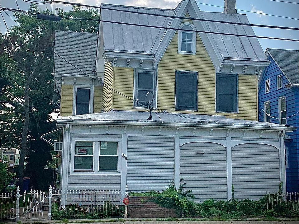 1st image of 228 N 2nd St