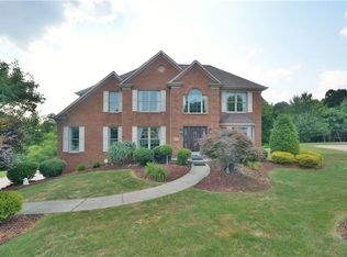 1007 Highland Dr, Canonsburg, PA 15317