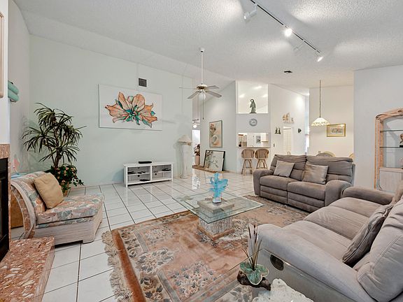 5th image of 12020 NW 26th Street