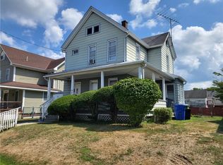 24 Crescent Pl, Middletown, NY 10940