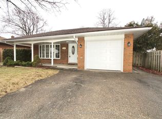 929 Crocus Cres #BASEMENT, Whitby, ON L1N 2A8