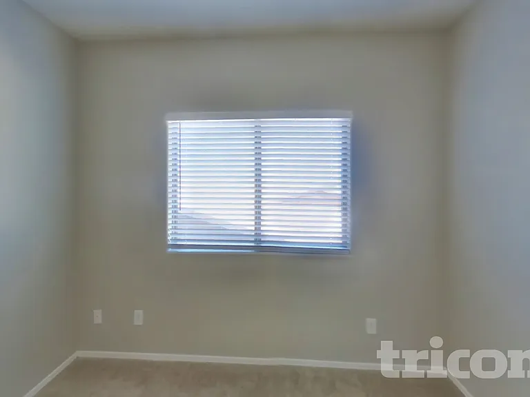 10208 W Wier Ave — Photo 16