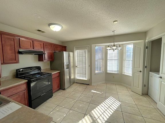 4th image of 4315 Ravenwood Park