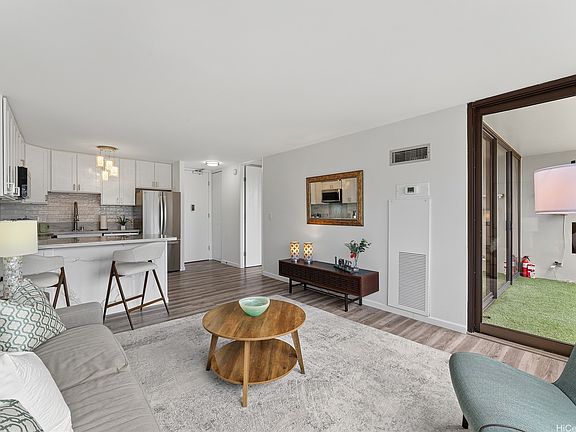 4th image of 411 Hobron Ln APT 1805