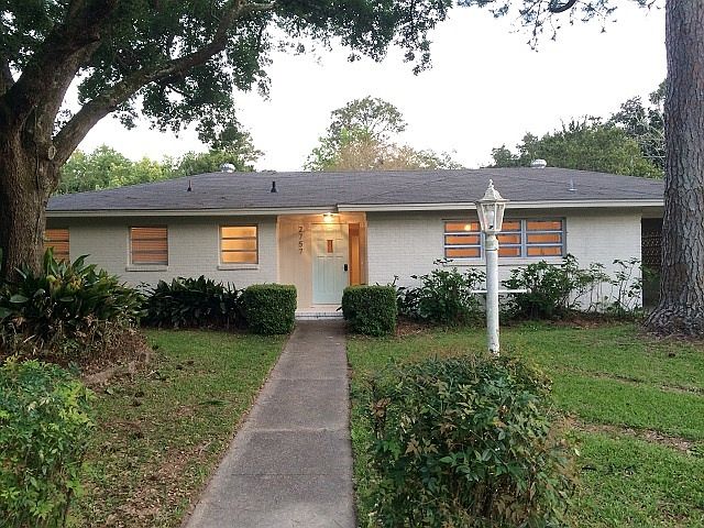 1st image of 2757 N Grafhill Dr