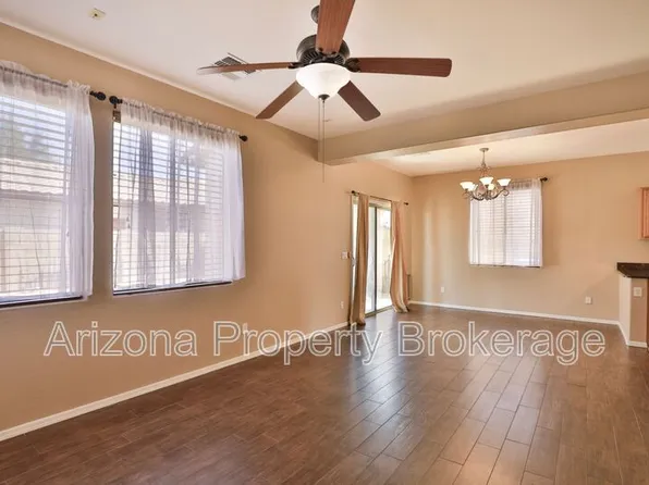 875 S Porter St, Gilbert, AZ 85296