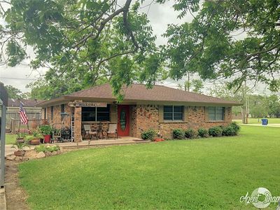 619 S Wilson St, Brazoria, TX, 77422