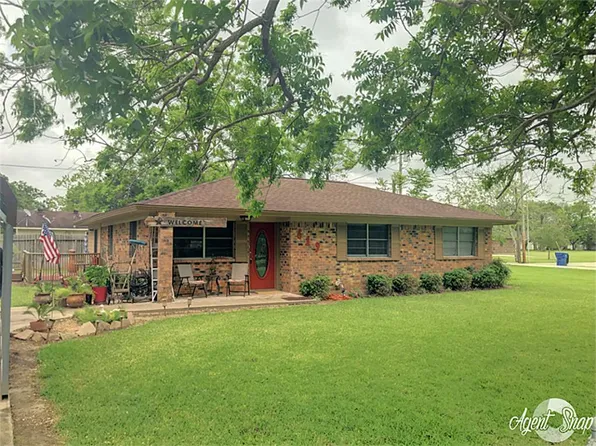619 S Wilson St, Brazoria, TX 77422