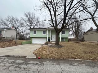 1904 Pintail Dr, Kirksville, MO 63501