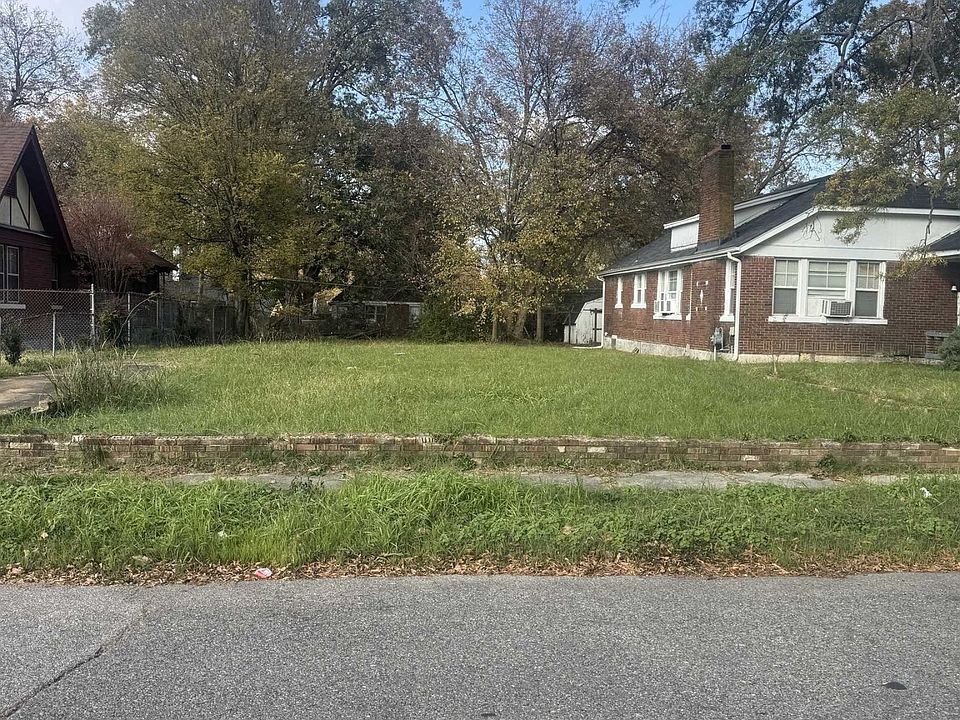 1st image of 576 E McKellar Ave #31