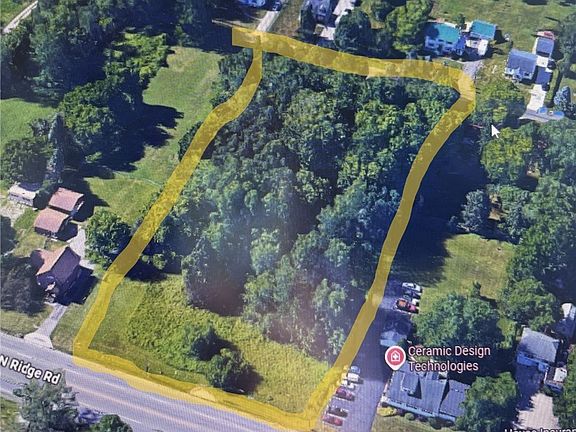 2nd image of 43033 N Ridge Rd