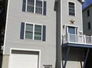 15 Upsala St #2, Worcester, MA 01610