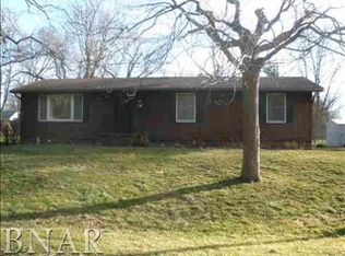 24543 N 1750 East Rd, Hudson, IL 61748