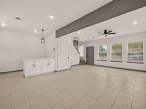 4th image of 8306 Tidwell Rd #B