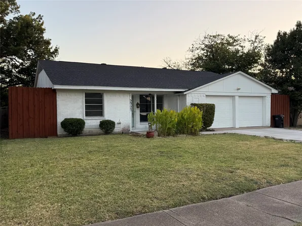 2721 Westview Dr, Mesquite, TX 75150