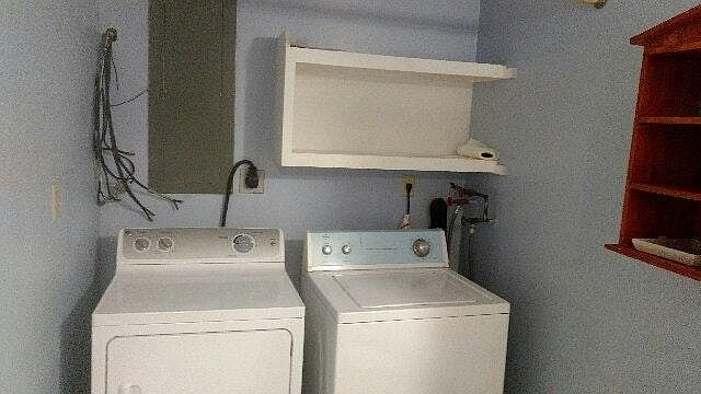 Laundry + Bath 2