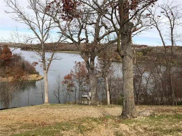 6012 Tulip Ct, Panora, IA 50216