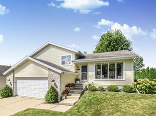 2302 Mica Rd, Madison, WI 53719