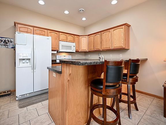 3rd image of 3505 W 7th St #E
