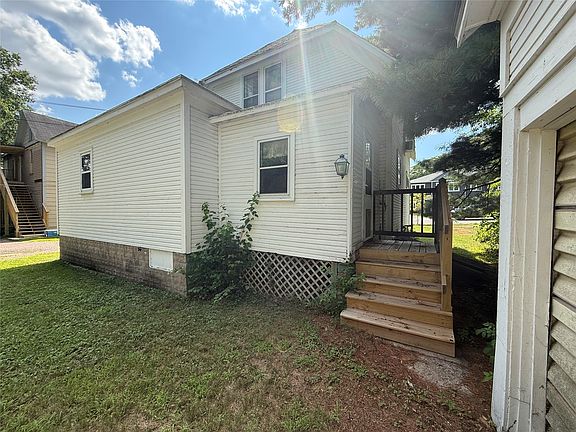 2nd image of 2129 4th Street