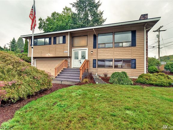 2nd image of 511 Blass Ave SE