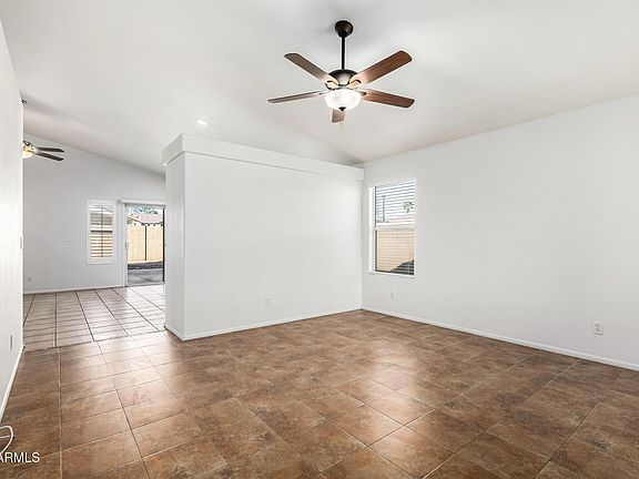 4th image of 2354 E BROWNING Place