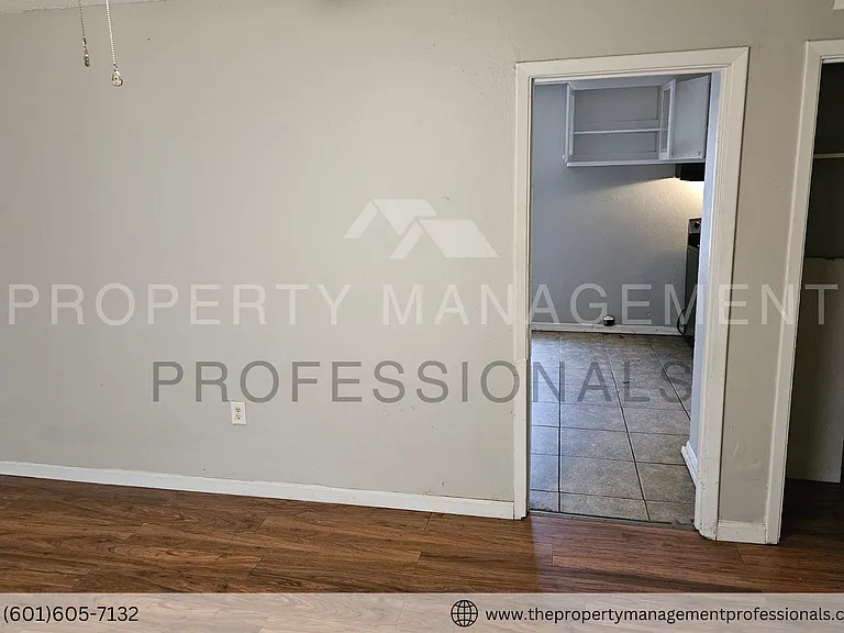 1324 Marydale Dr — Photo 6