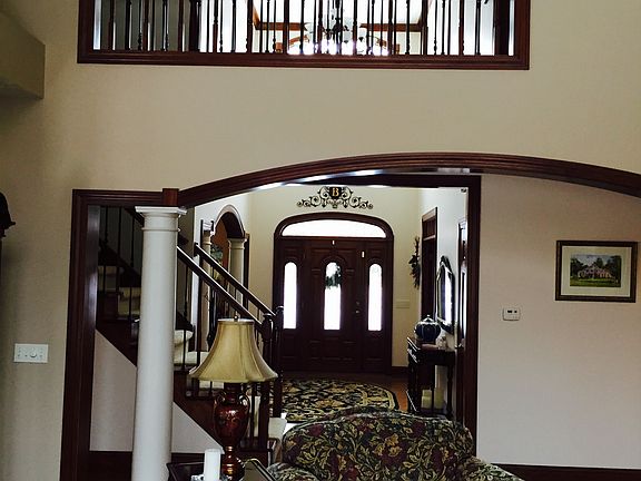 Living Room & Foyer