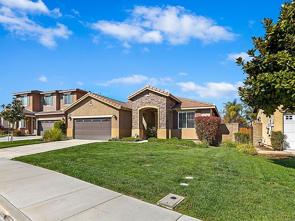 3rd image of 29235 Loden Cir