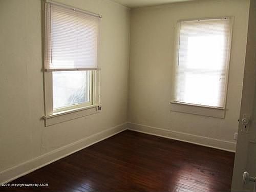 5th image of 804 S Maryland St