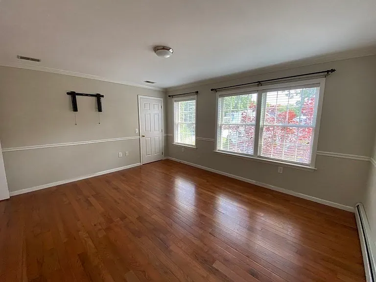 37 Glen Ave #28 — Photo 8