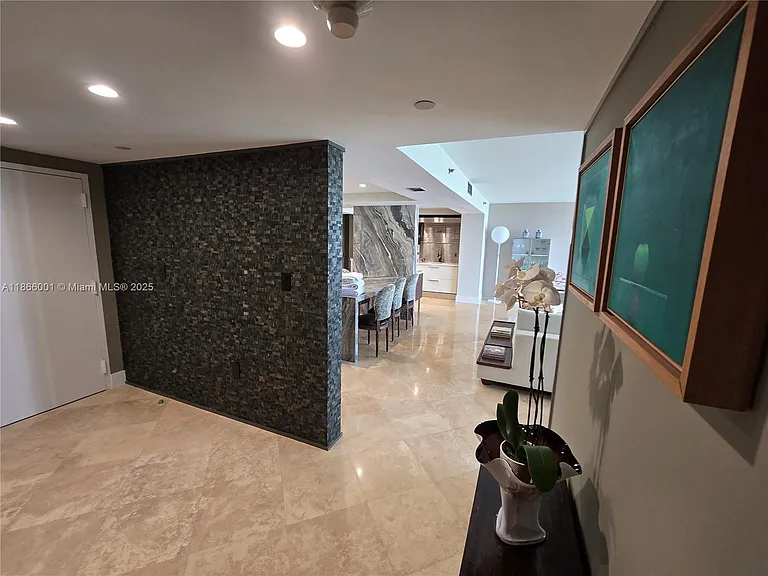 11113 Biscayne Blvd #854 — Photo 32