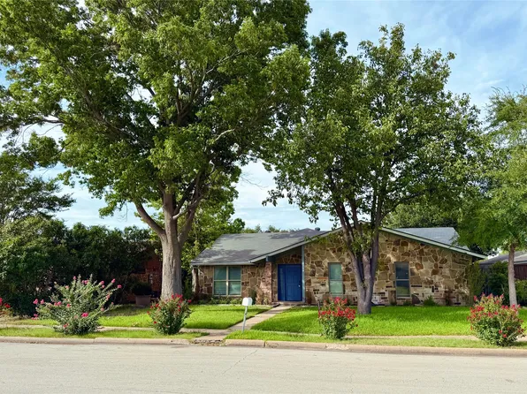 5302 Heather Glen Dr, Garland, TX 75043