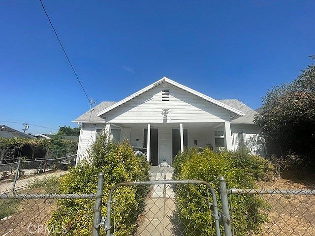 1st image of 323 N Benton Way