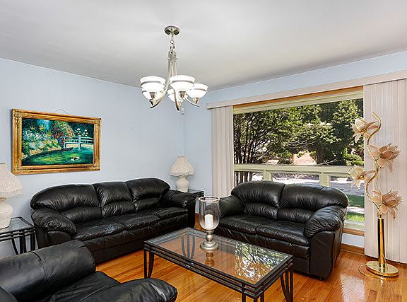 4th image of 4828 N Nordica Ave