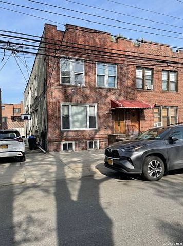 1st image of 2931 200th St APT 2