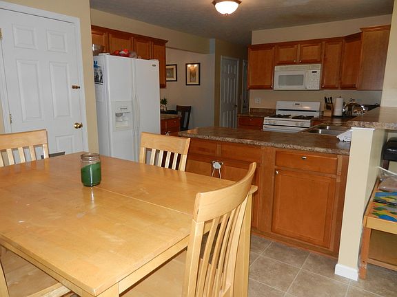 5th image of 3289 Brockport Spencerport Rd
