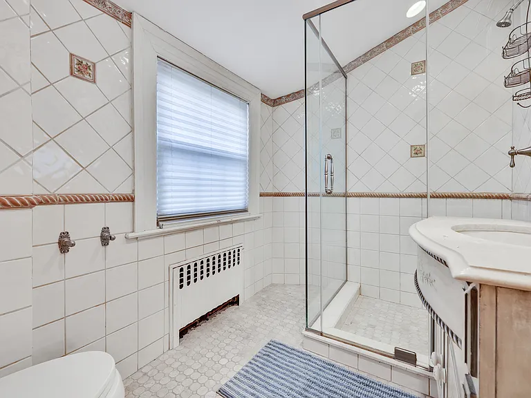105 Everit Ave — Photo 20