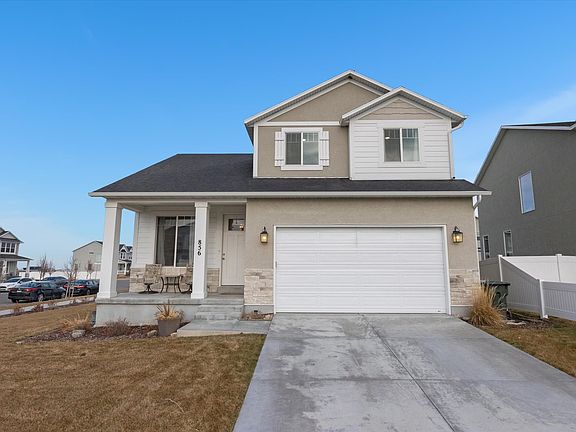 2nd image of 856 N Basalt Ln